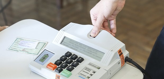 Eleitores poderão escolher entre mais de 300 candidatos no PI; veja como se preparar para votar no domingo (4) 