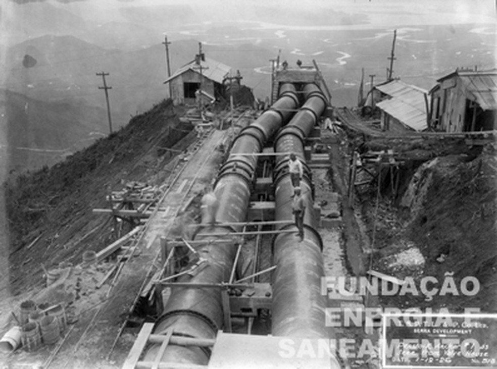Construção da Usina da Serra em Cubatão em dezembro de 1926 — Foto: Fundação Energia e Saneamento/Arquivo