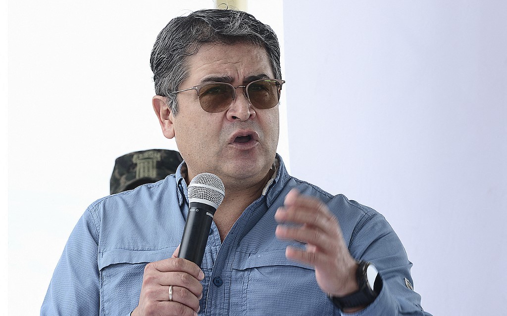 Justiça dos EUA declara ex-presidente de Honduras culpado por narcotráfico