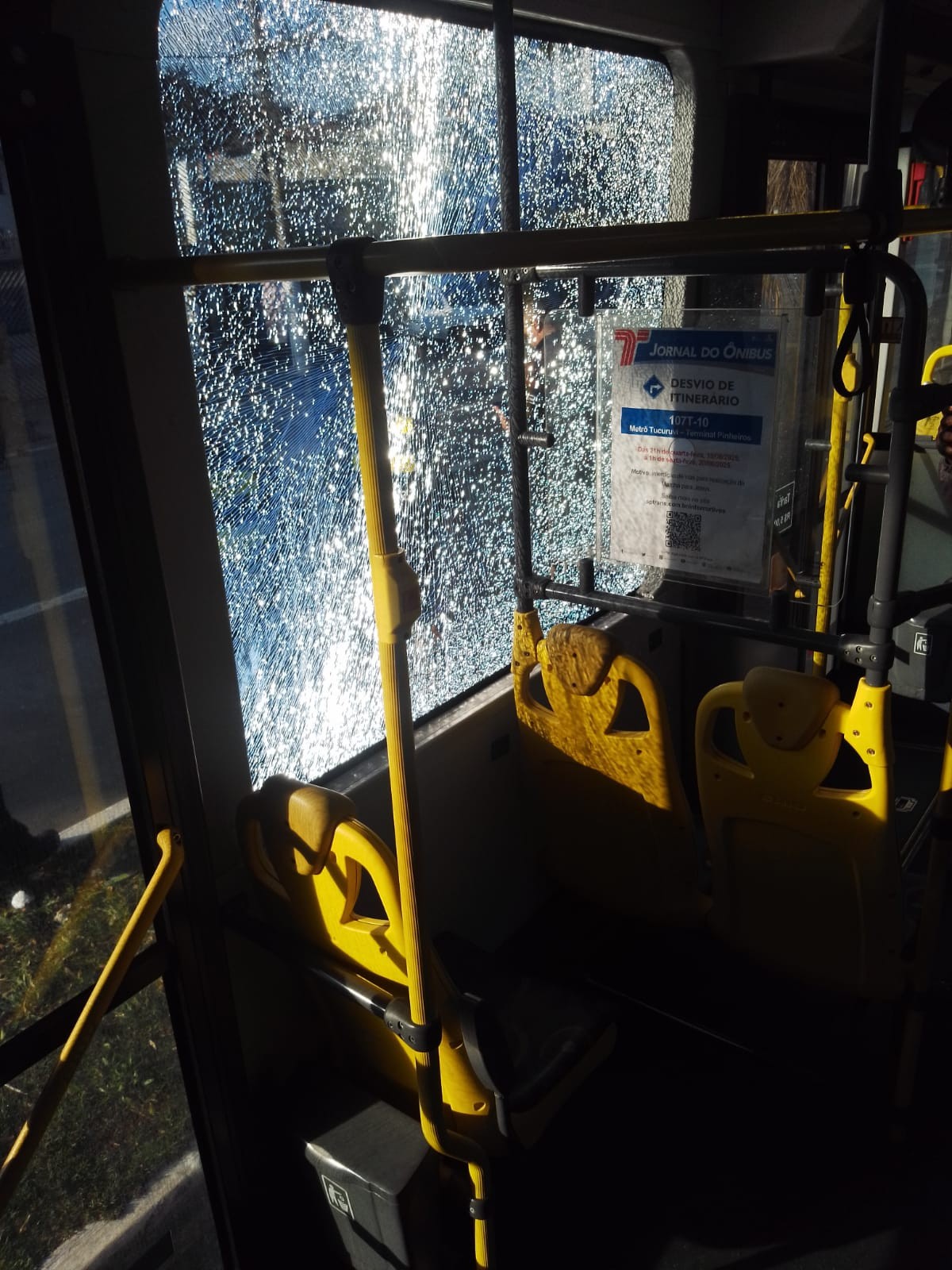 Seis ônibus são depredados entre a madrugada de quinta e esta sexta em SP; mais de 240 foram vandalizados desde junho