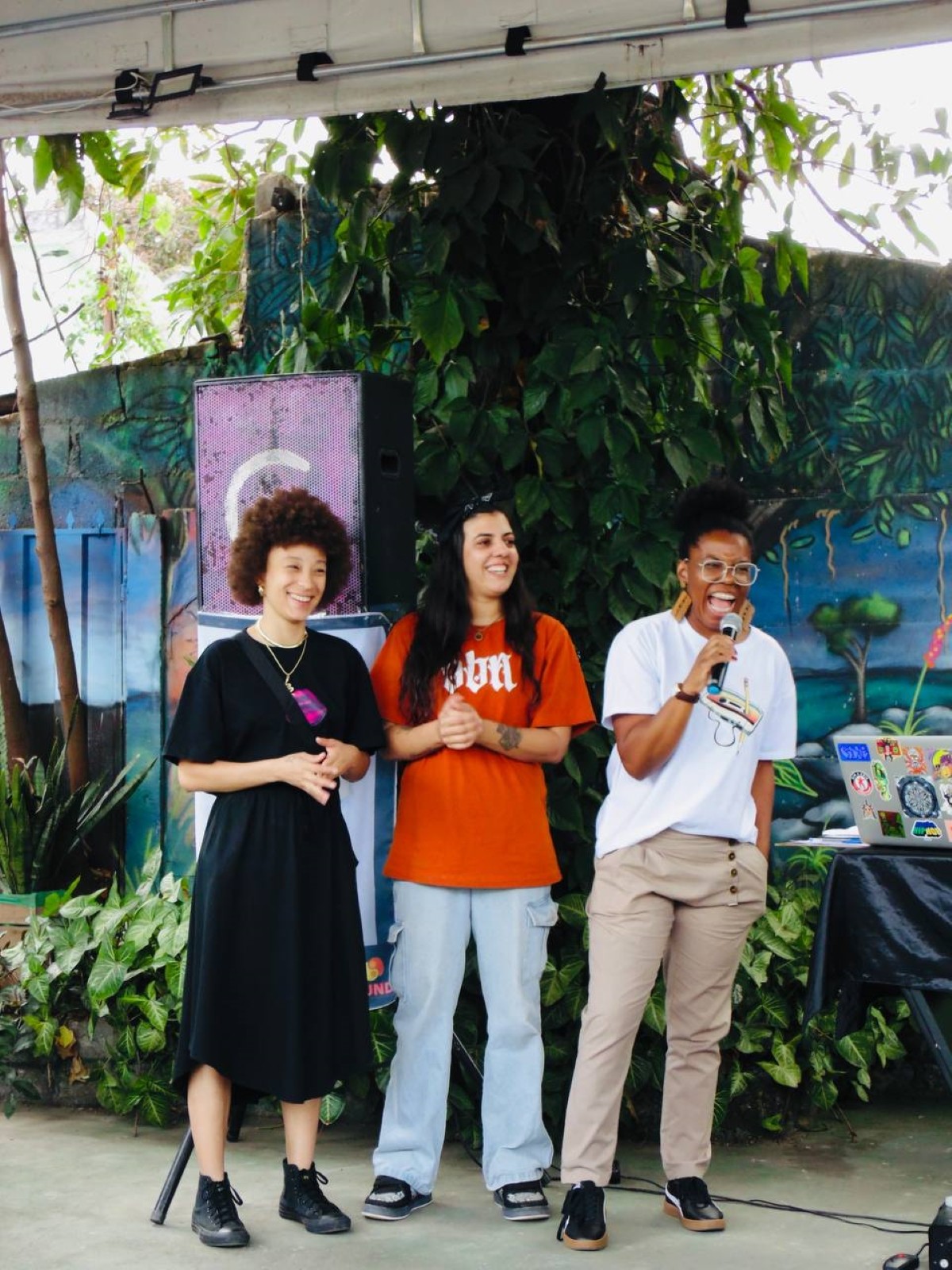 Encontro de mulheres no hip hop discute misoginia e empreendedorismo feminino em Divinópolis 