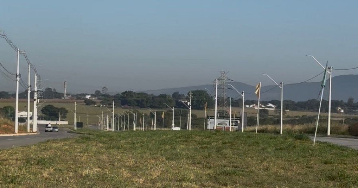 Obra em nova avenida de Sorocaba é alvo do MP por ignorar lei de fiação; entenda 