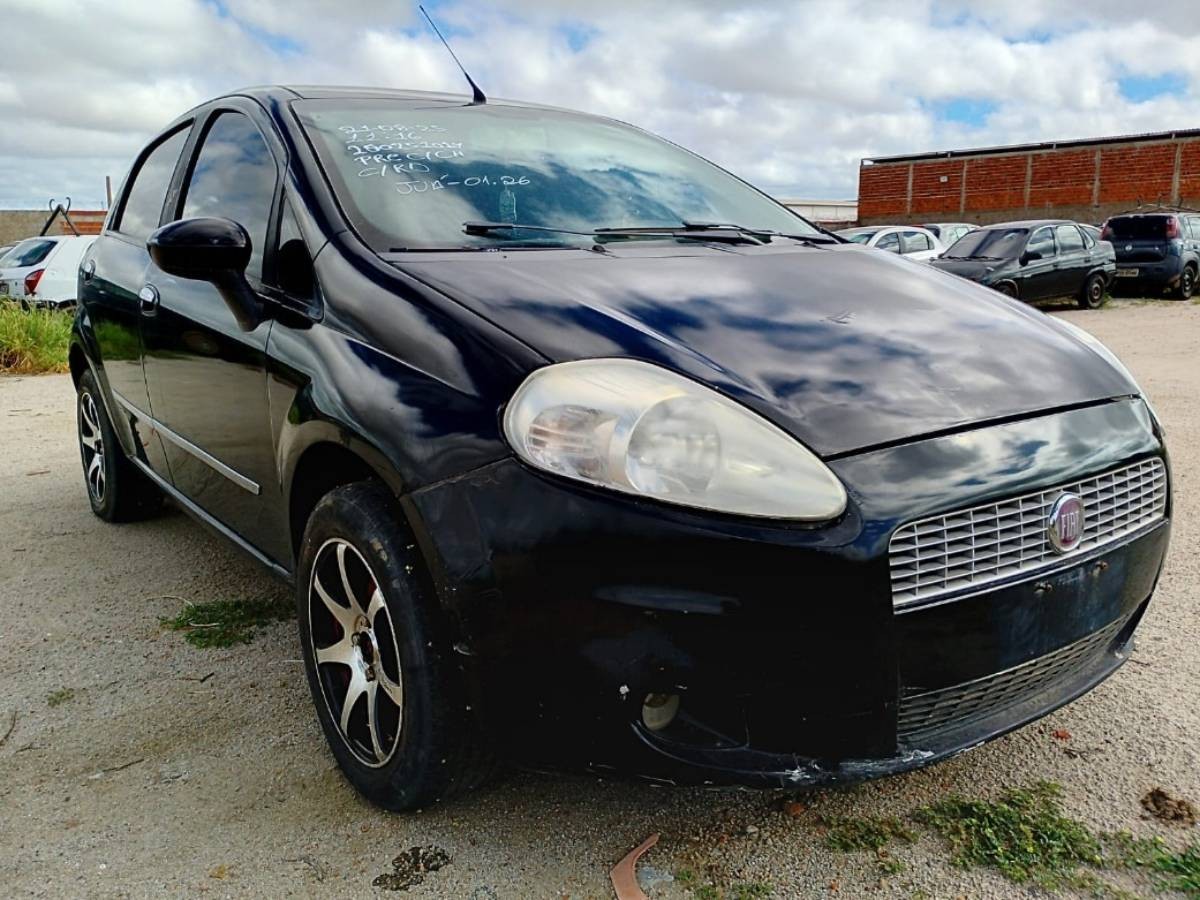 Detran-BA abre leilões com 354 lotes de veículos conservados e sucatas aproveitáveis 