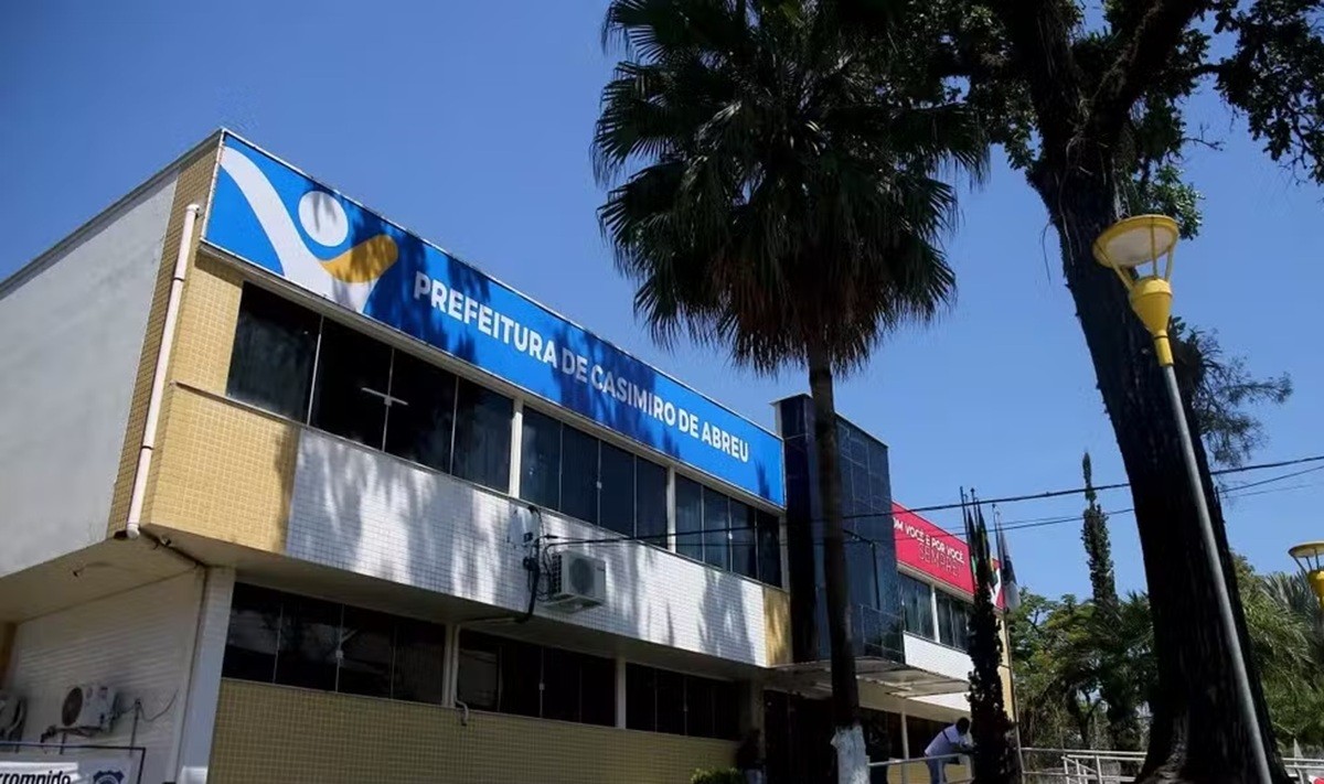 MPRJ bloqueia até R$ 270 milhões em investigação sobre contratos de Casimiro de Abreu