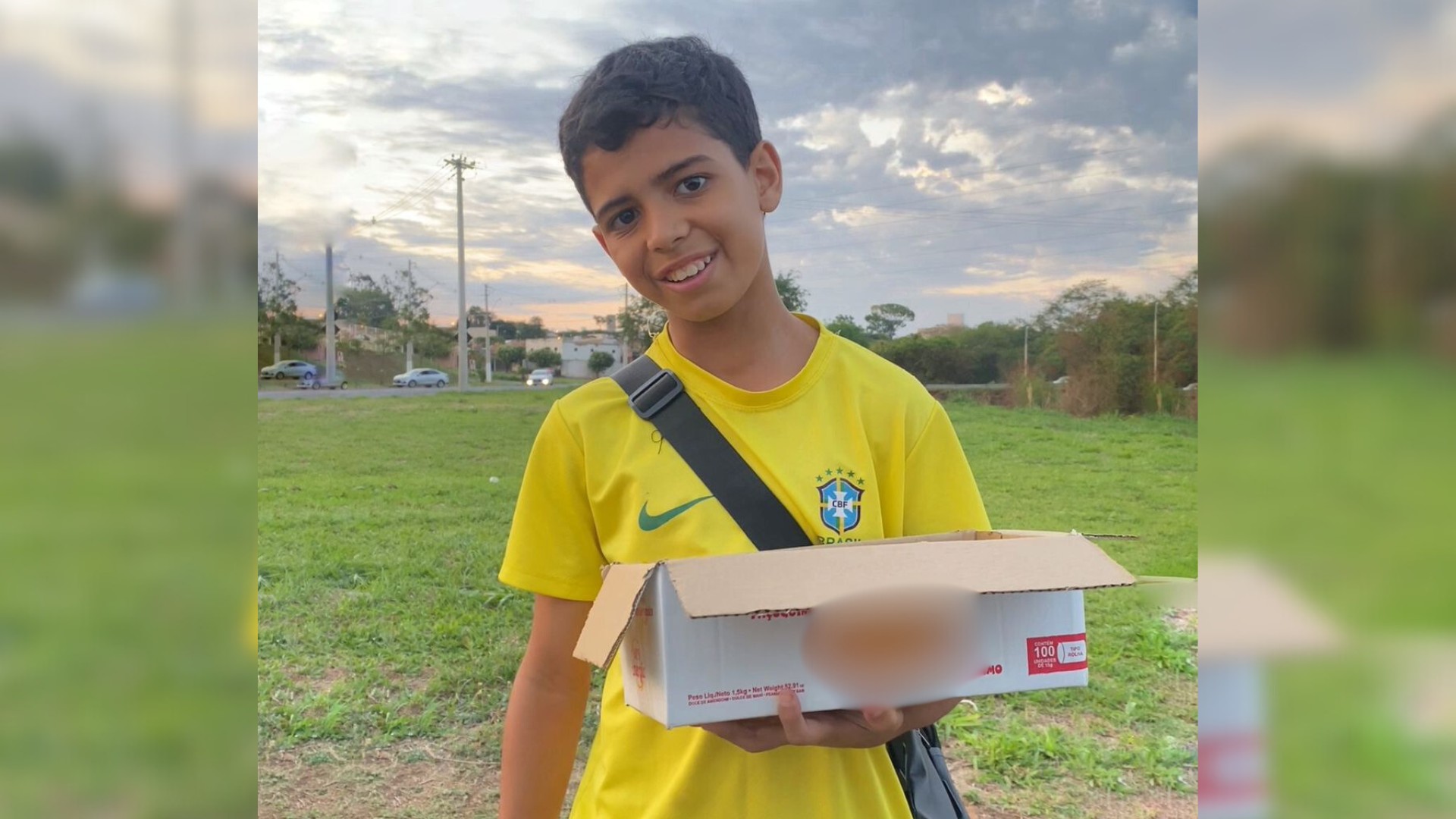 VÍDEO: motorista alerta sobre PIX errado e emociona web ao pagar paçocas vendidas por menino em semáforo no interior de SP
