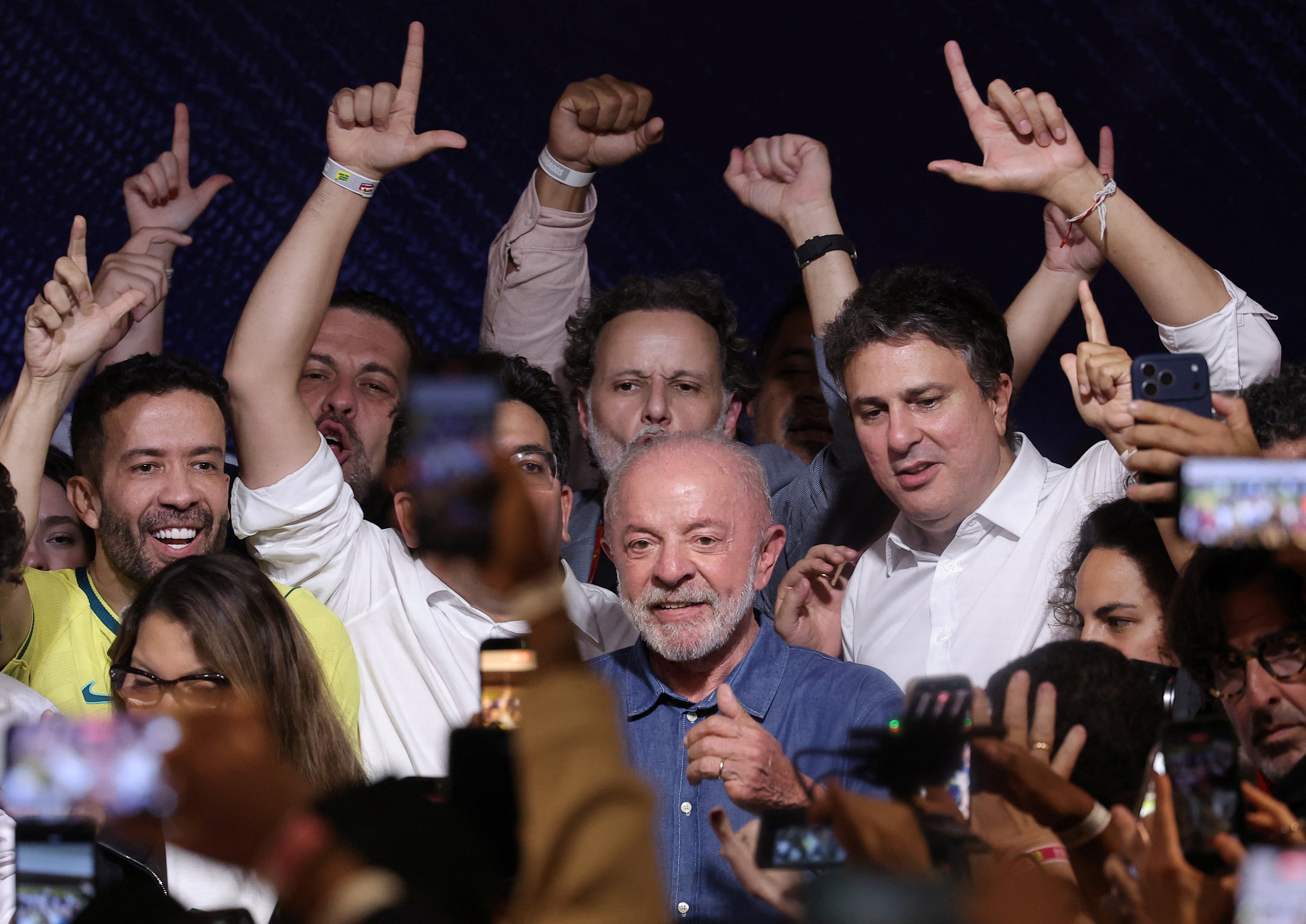 Lula diz que teve de vencer 'intromissão' de plataformas e defende regular redes