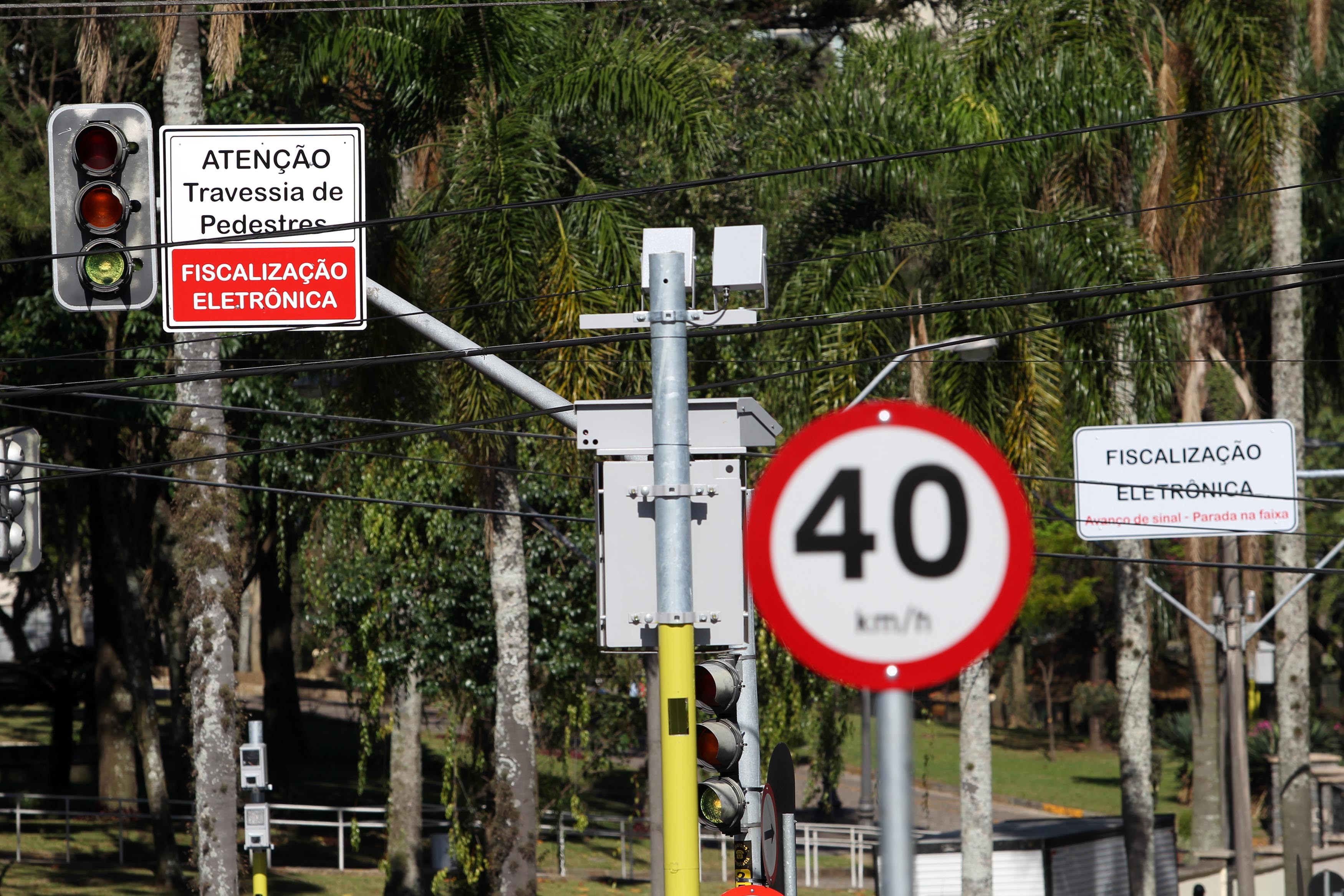 Curitiba lança portal com localização de radares e informações sobre arrecadação com multas de trânsito; veja como consultar