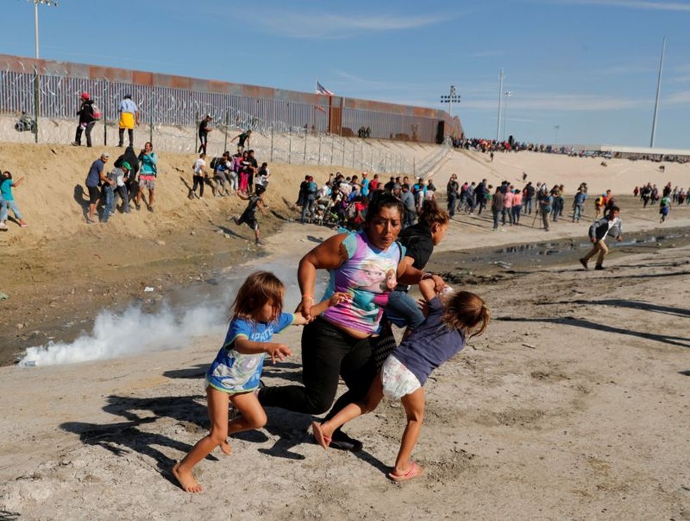 Milhares de imigrantes chegaram à fronteira em busca de asilo nos Estados Unidos — Foto: REUTERS