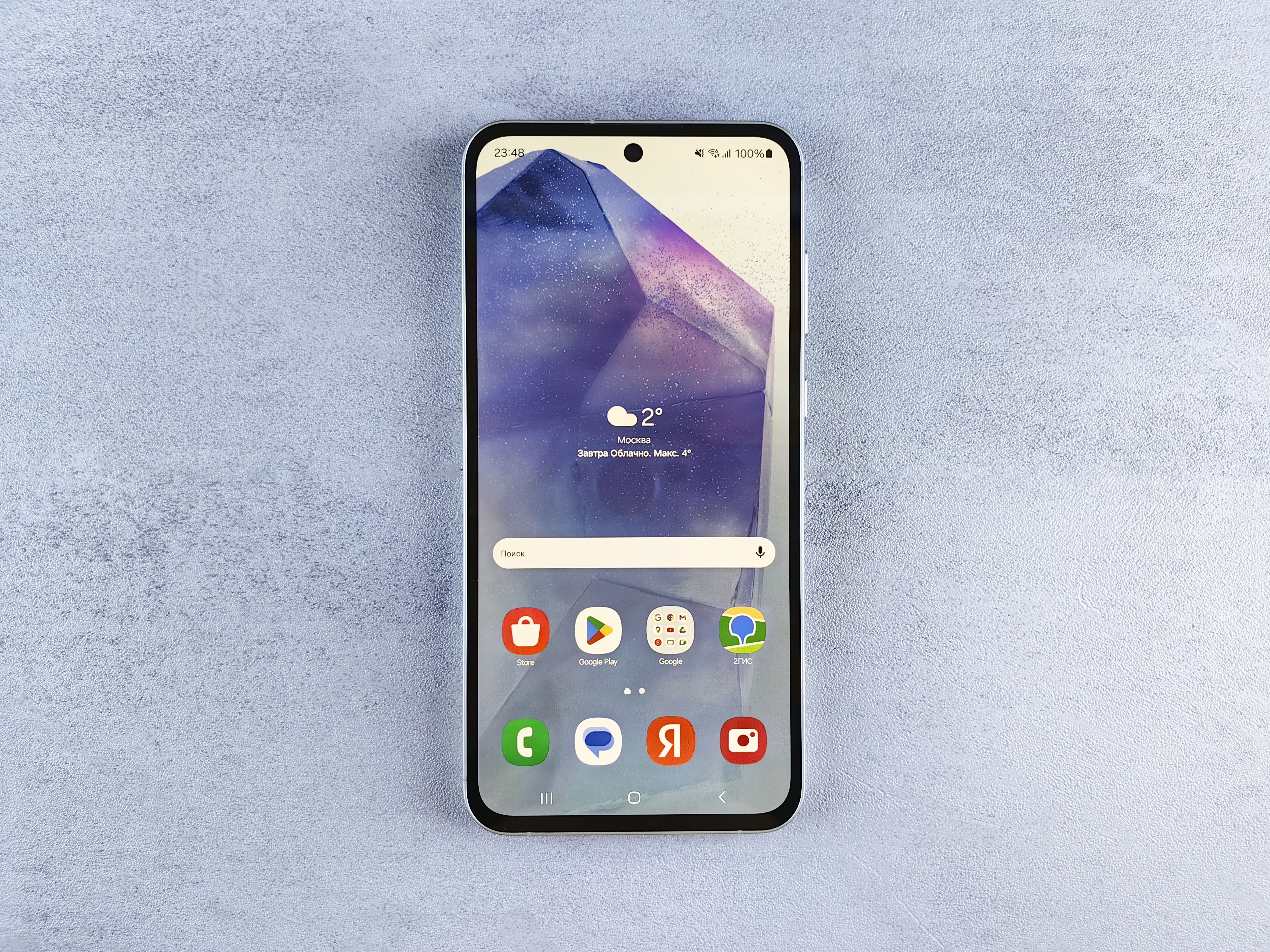 Memória RAM de 8 GB e armazenamento de 256 GB definem padrão de fluidez em celulares Android intermediários