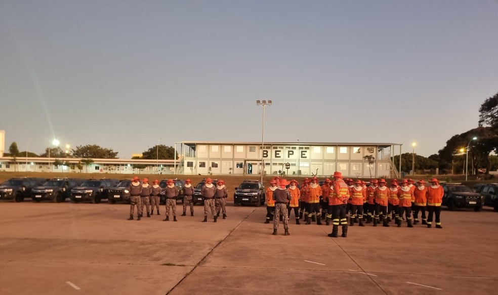 Militares do DF a caminho de Corumbá (MS) — Foto: Divulgação