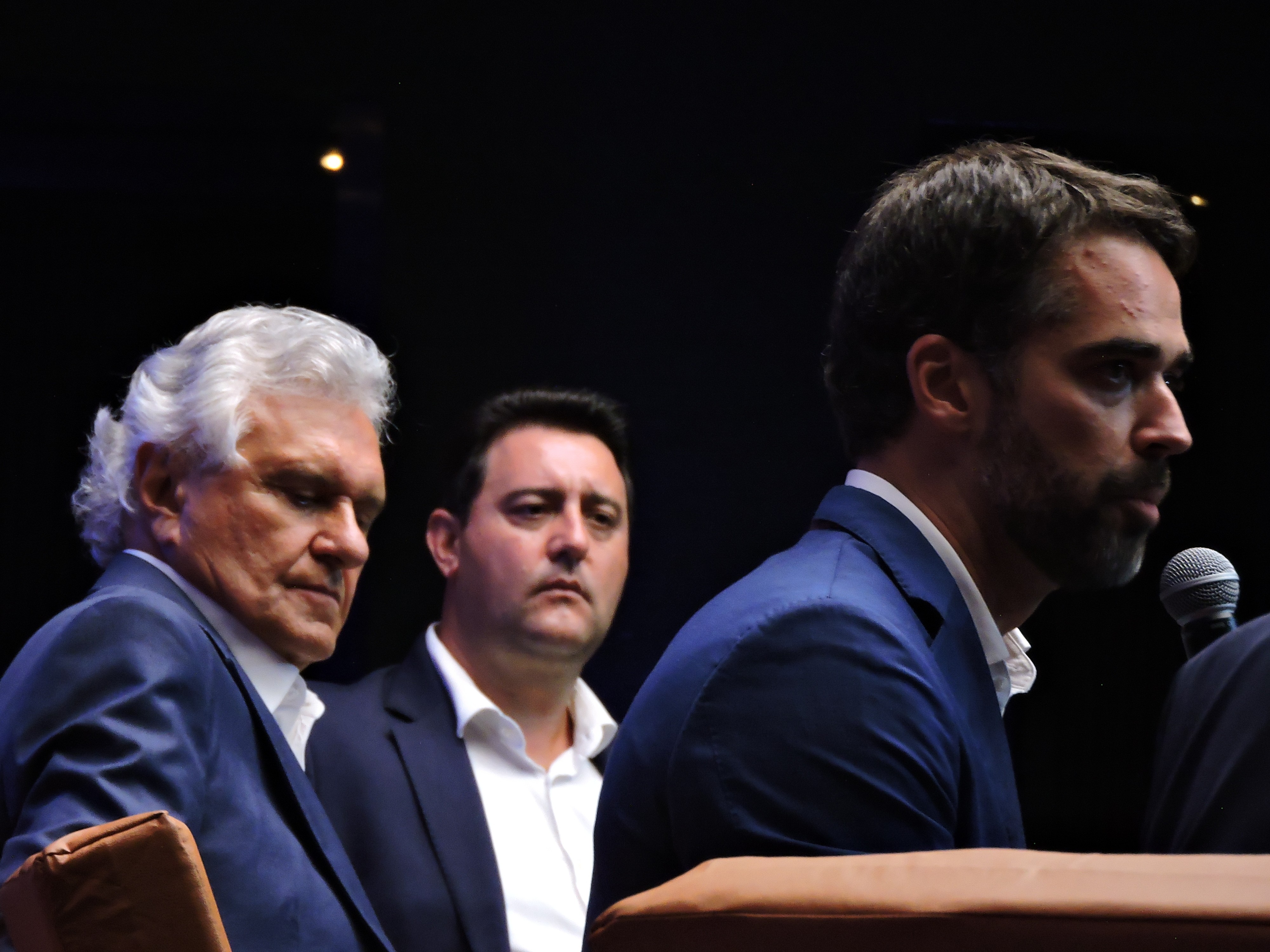 'Isso não termina aqui': Leite reage a escolha de Caiado como presidenciável pelo PSD