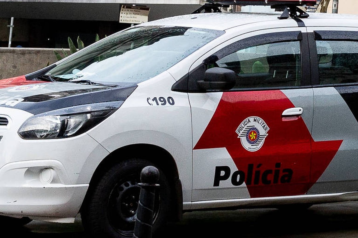Ladrão é flagrado em roubo de residência no Parque Novo Mundo, Zona Norte de SP, e faz jovem de 19 anos refém 