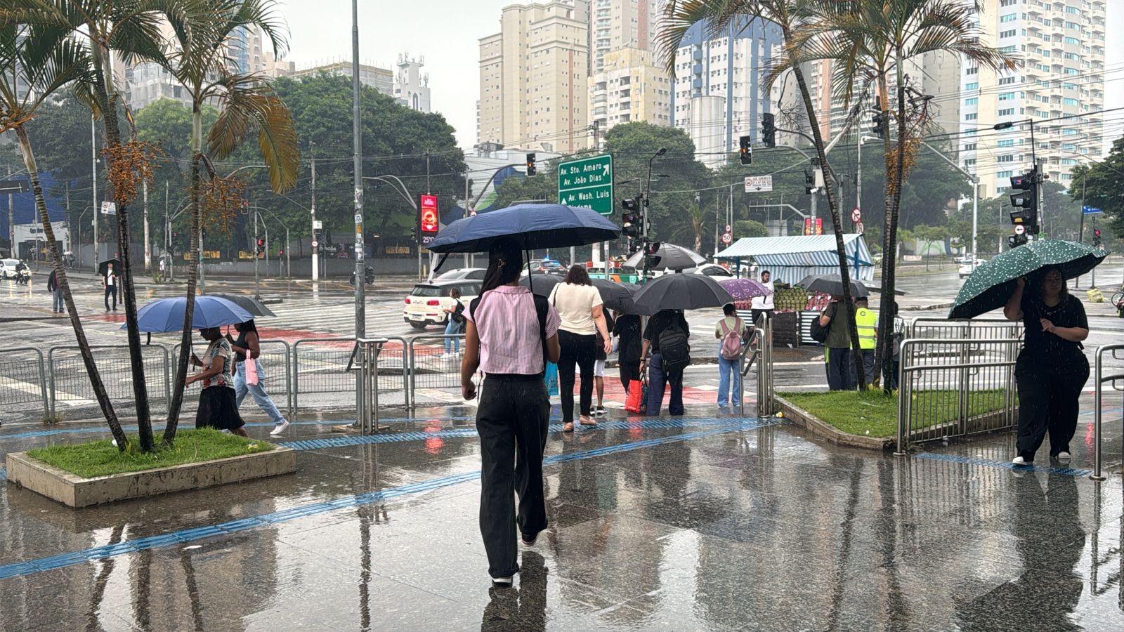 Cidade de São Paulo entra em estado de atenção para alagamentos em razão da chuva desta quinta-feira