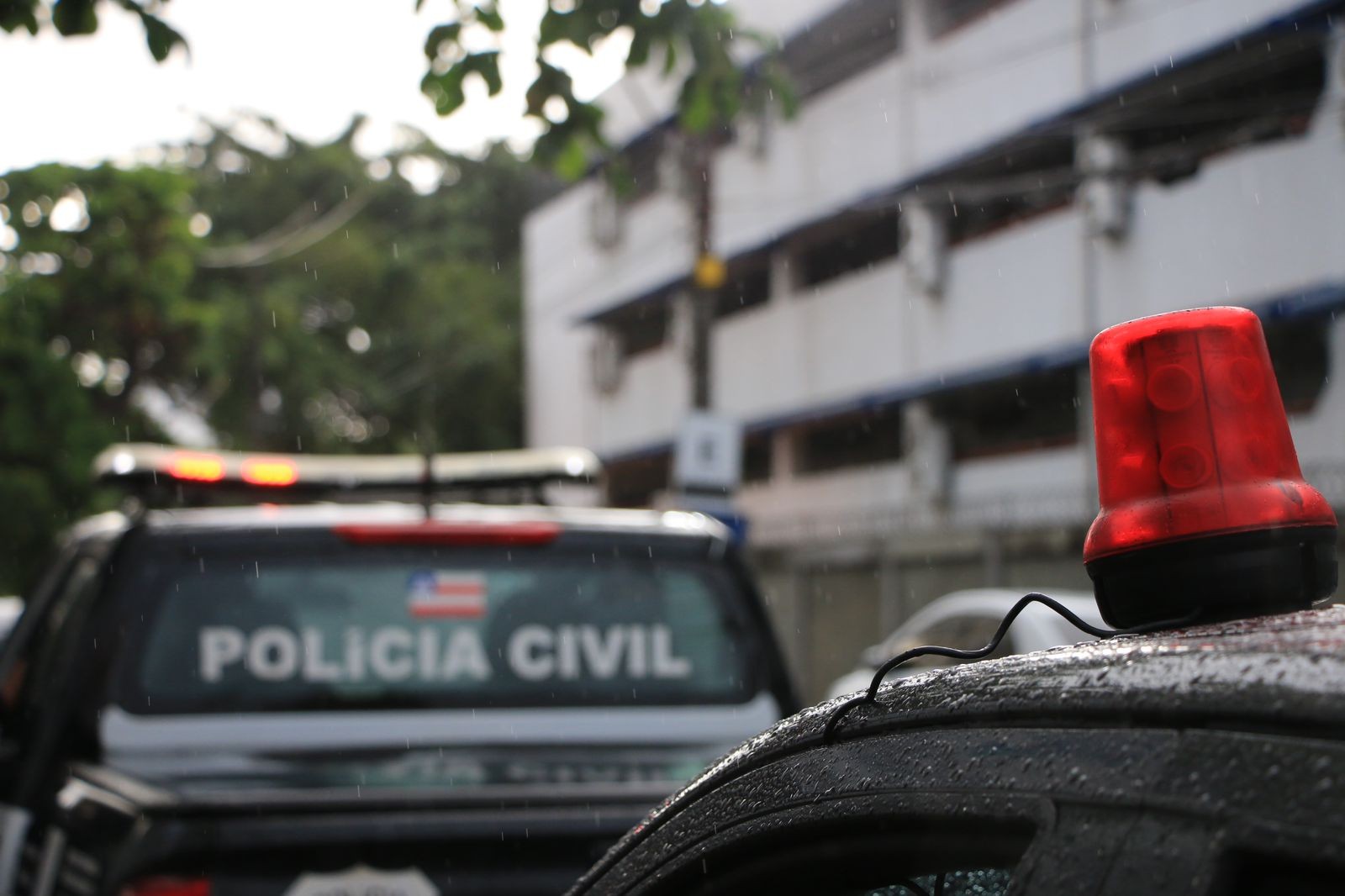 Homem é preso suspeito de stalking e ameaças contra mulher no interior da Bahia 