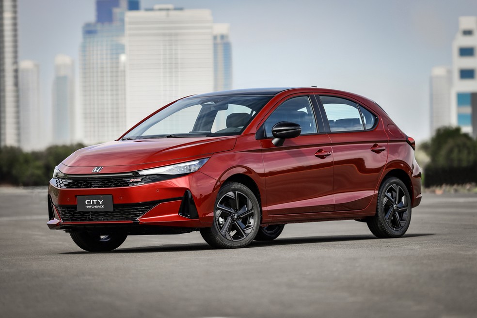 Honda City 2027 tem como novidade a inédita versão RS, exclusiva da carroceria hatch. — Foto: Divulgação / Honda