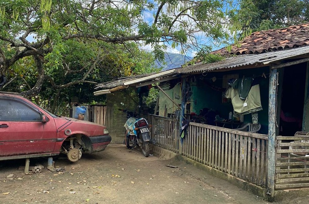 Cativeiro onde mulher foi resgatada, em Jucuruu  Foto: PC-ES