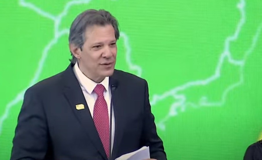 Lula encomendou ‘redesenho’ dos gastos públicos sem ‘prejudicar população mais pobre’, diz Haddad