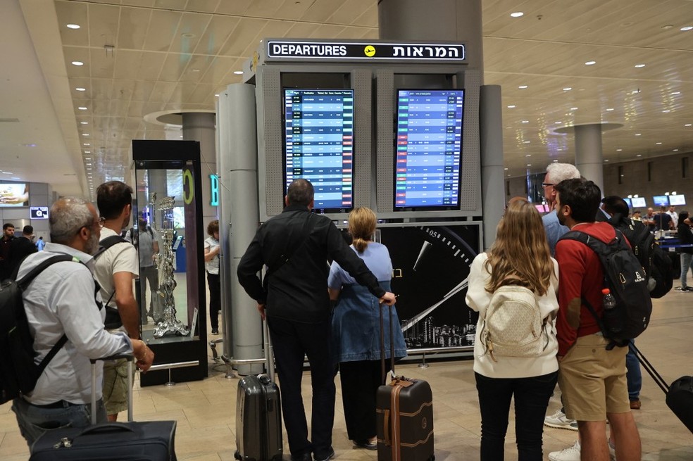 Aeroporto de Tel Aviv, em Israel, tem redução de número de voos após início do conflito com Hamas | Mundo | G1