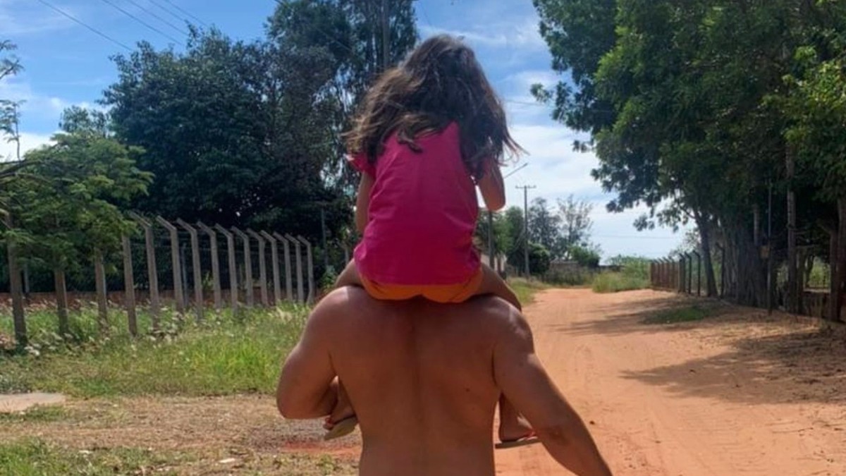 Novinha bebada peladinha