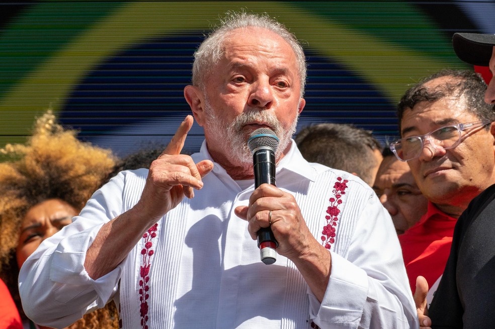 Lula durante ato de 1º de Maio com centrais sindicais em São Paulo — Foto: ANDRé RIBEIRO/FUTURA PRESS/ESTADÃO CONTEÚDO