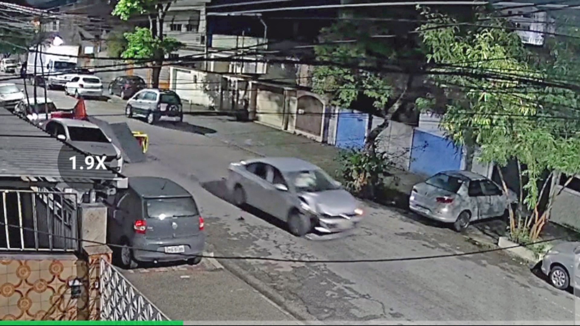 Polícia procura motorista que atropelou e matou vendedor de sopas em Irajá; homem está foragido