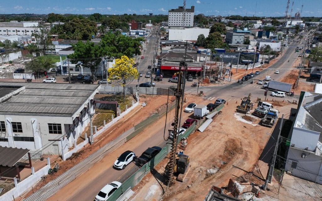 Trecho da Avenida Ceará deve ficar fechado por 5 meses para obras do complexo viário em Rio Branco