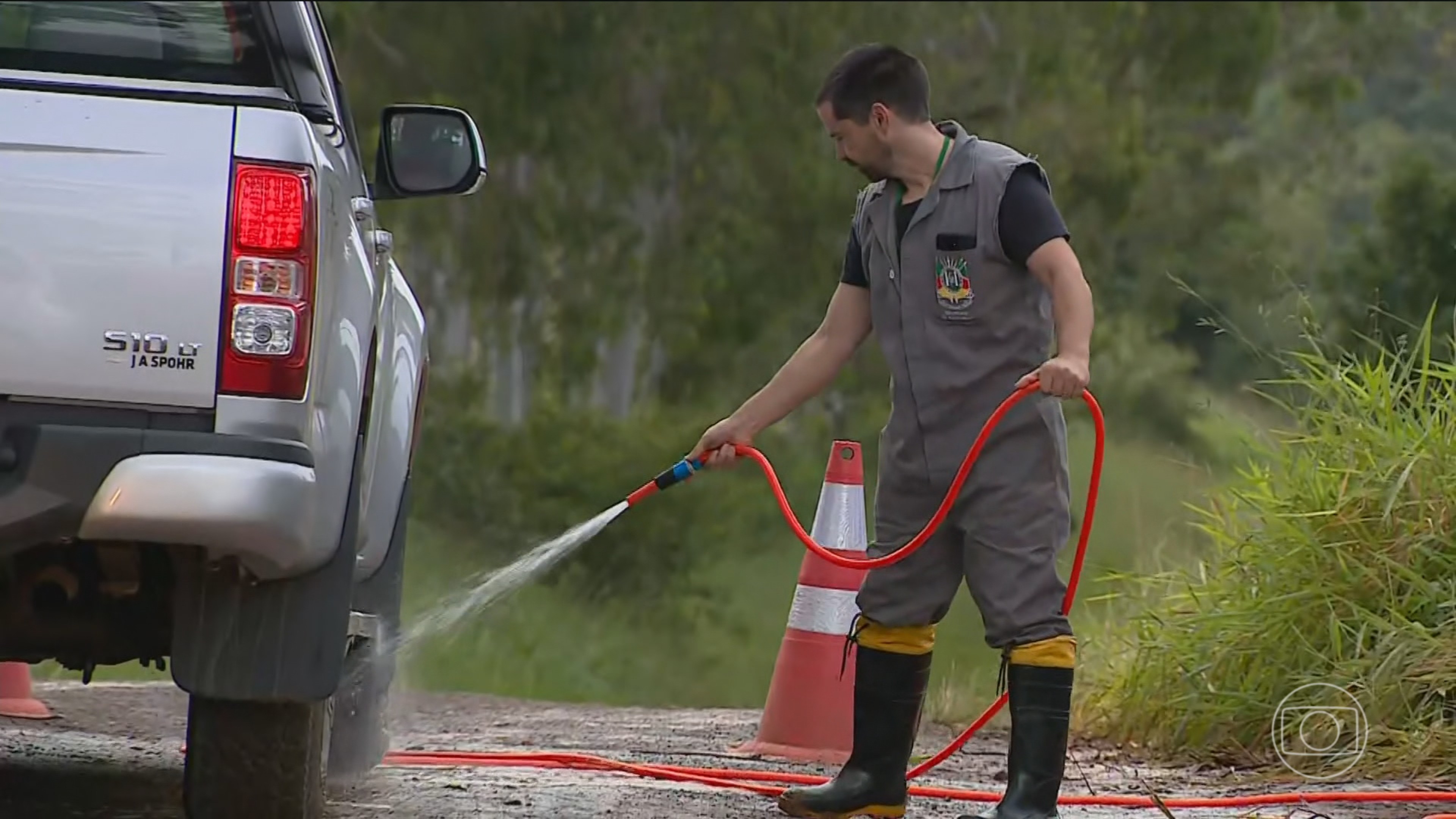 Veja como é feito o trabalho de biossegurança no Rio Grande do Sul para evitar disseminação da gripe aviária