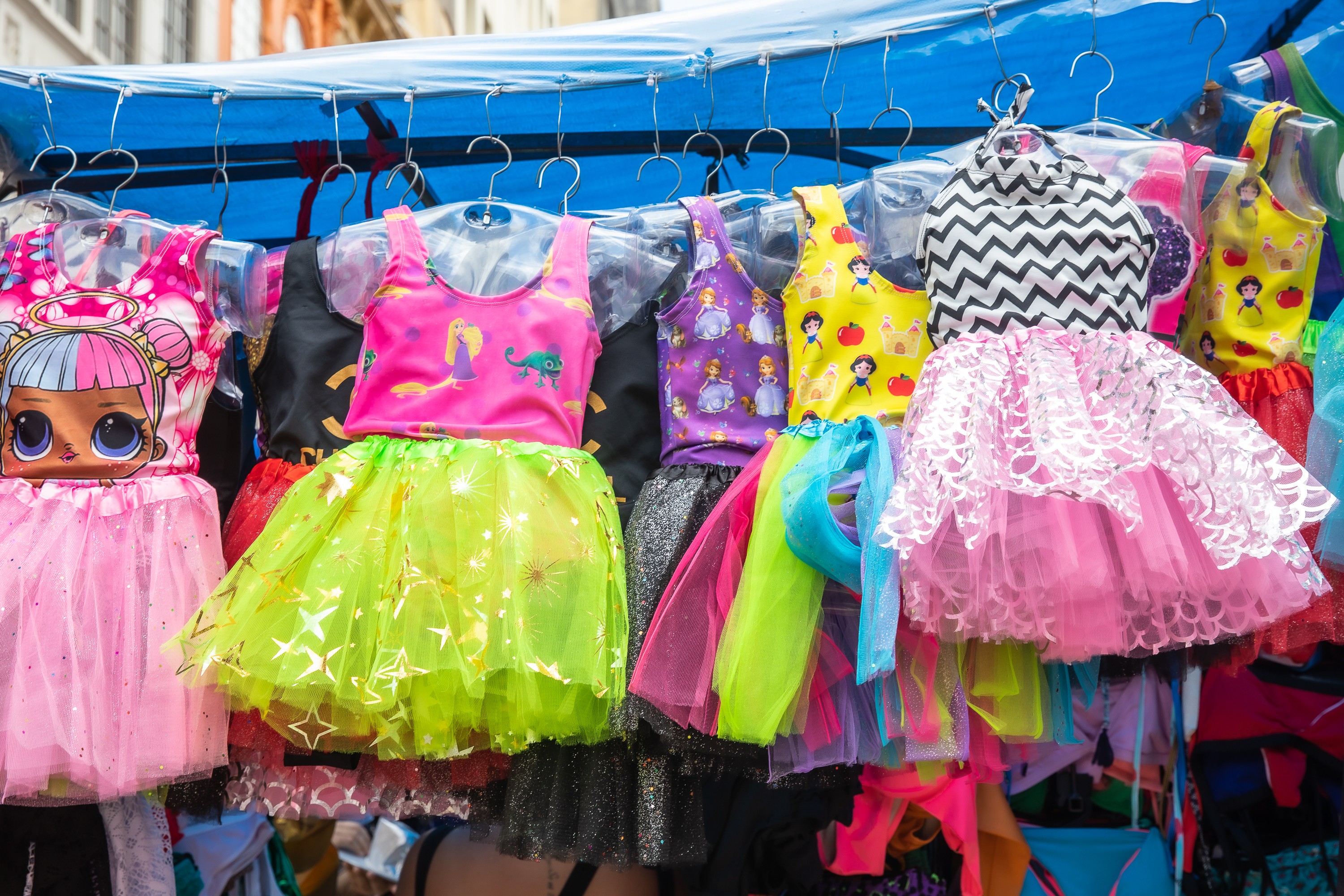 Saias de tule tiaras franjas meias e luvas arrast o dominam 25