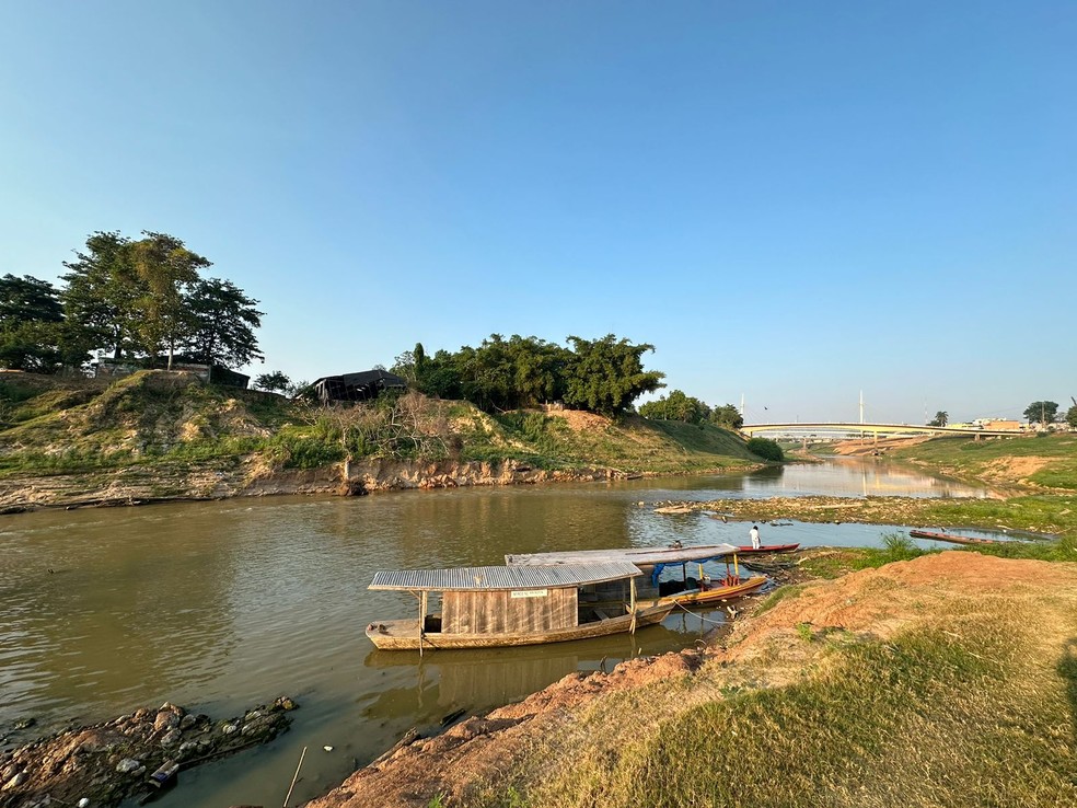Rio Acre se aproxima da menor cota histórica, em Rio Branco; medição de 24 de agosto é de 1,39 metro — Foto: Andryo Amaral/Rede Amazônica