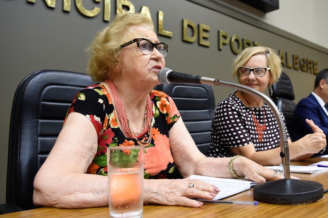 Morre Dercy Furtado, primeira vereadora eleita de Porto Alegre e mãe do cineasta Jorge Furtado 