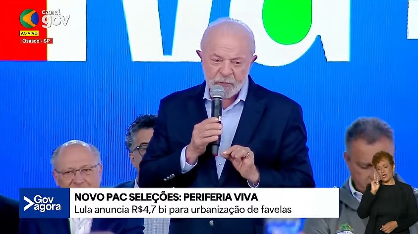 Lula diz que 'patriotas' estão 'agarrados nas botas do presidente dos EUA pedindo intervenção'