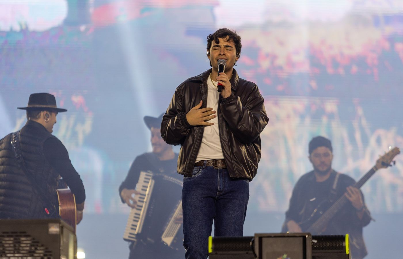 Filho de José Rico, Sami grava 1º clipe autoral | G1