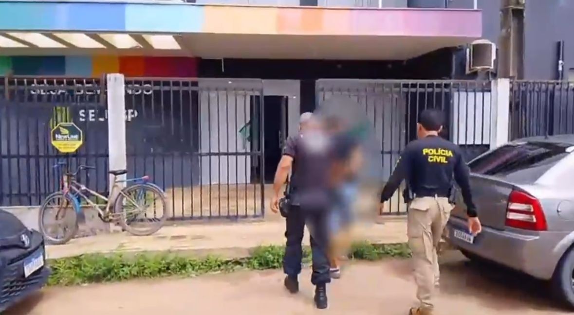 ‘Avô de criação’ é preso no Amapá acusado de estuprar criança e 'comprar' silêncio com chocolates