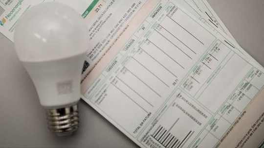 Conta de luz: Aneel reduz bandeira tarifária para verde em outubro