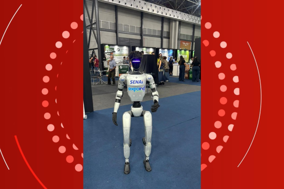 Robô com cabelo? 'Zeca' chama atenção em feira de negócios em Cuiabá