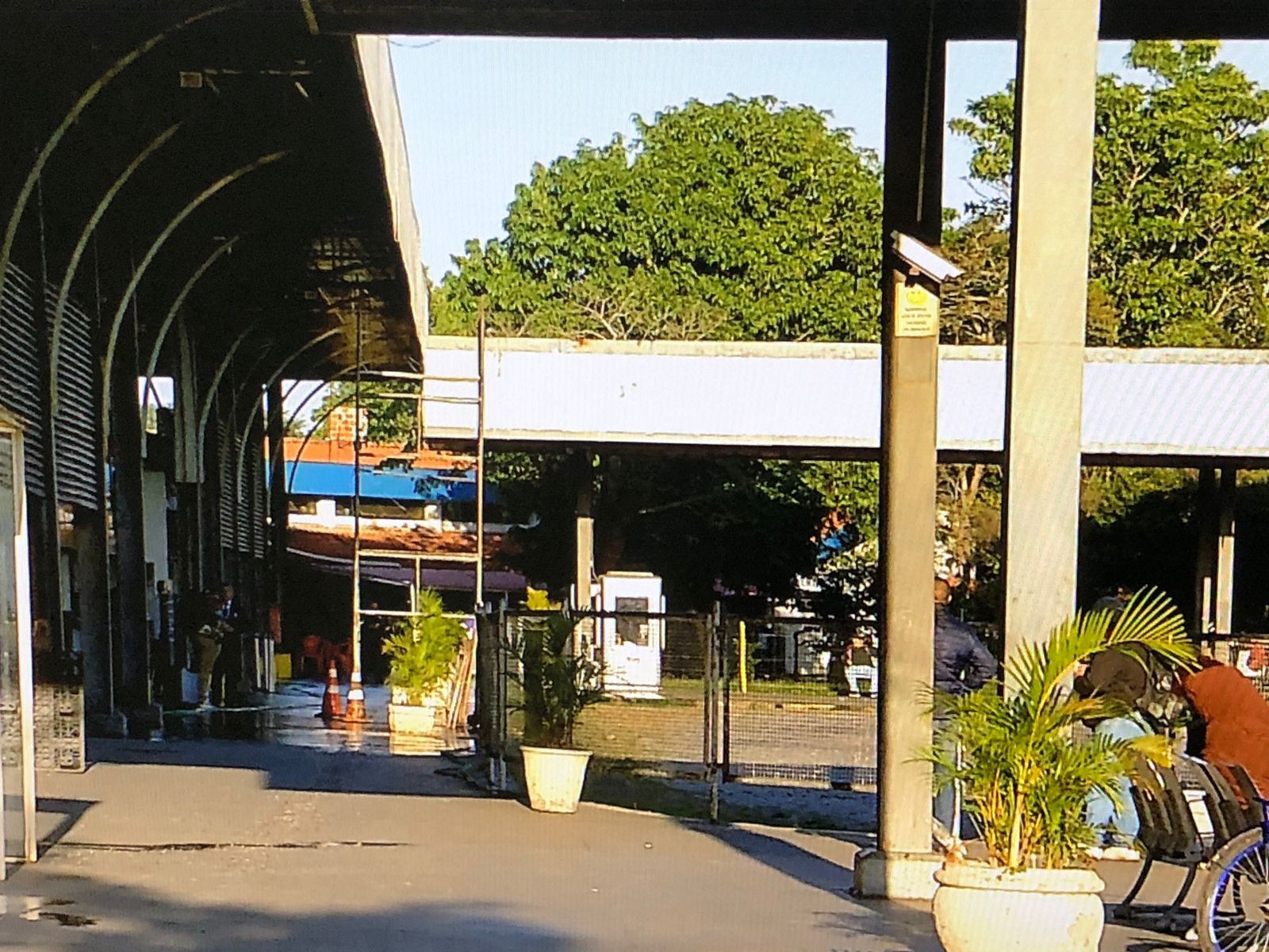 Associação de Lojistas aciona Justiça após Prefeitura de Campos decretar reintegração do Shopping Estrada 