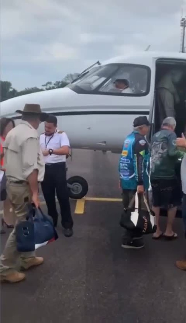 Vdeo mostra dono de pousada entrando em avio momentos antes de queda no Amazonas