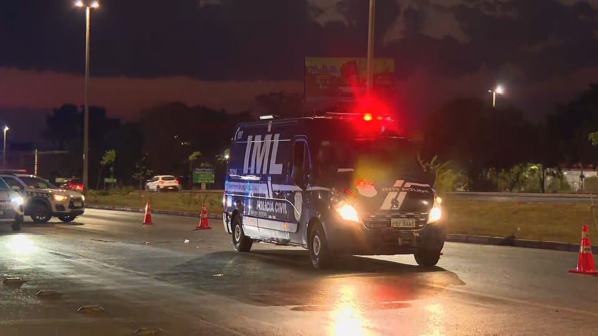 Homem morre atropelado na EPNB, no DF