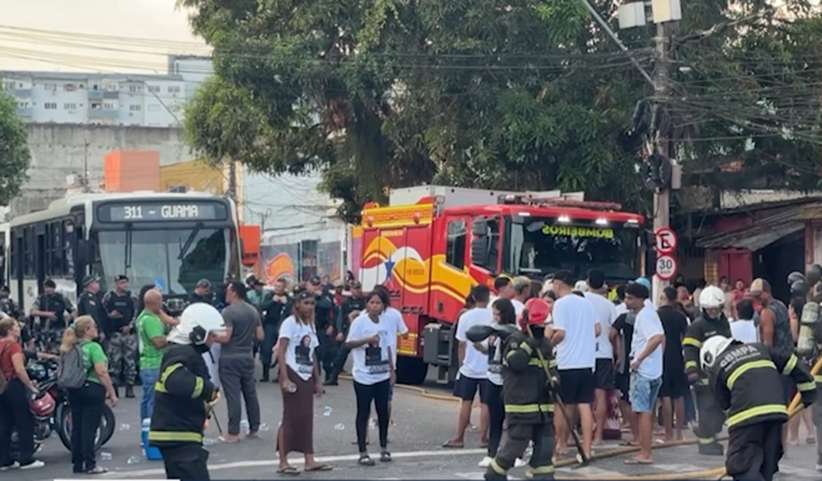 Protesto em Belém cobra justiça após morte de jovem e soltura de suspeito​‌​
