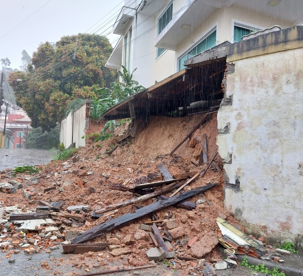 Deslizamento em Florianópolis em 2023 — Foto: Prefeitura de Florianópolis/ Divulgação 