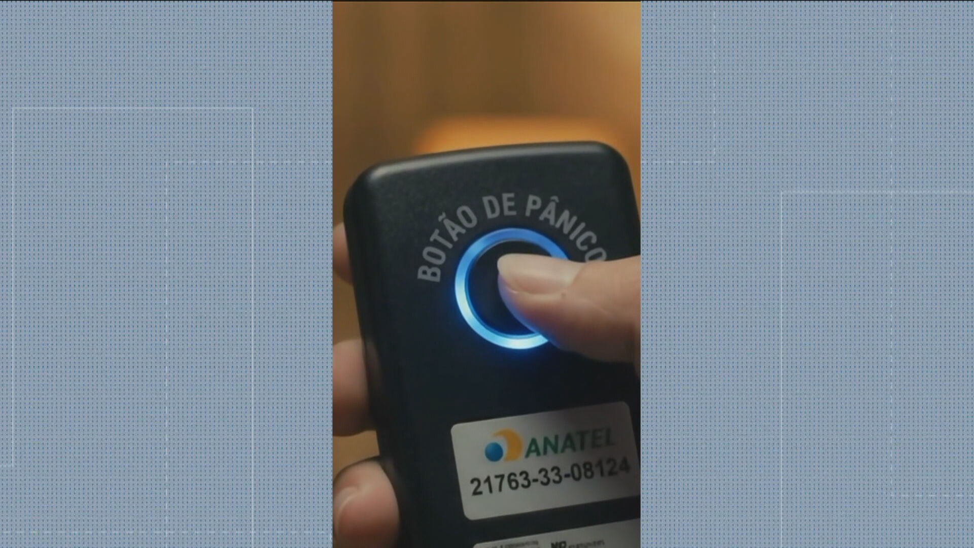 Mais de 500 mulheres são protegidas por botão do pânico no RJ; dispositivo foi acionado 67 vezes em 2026