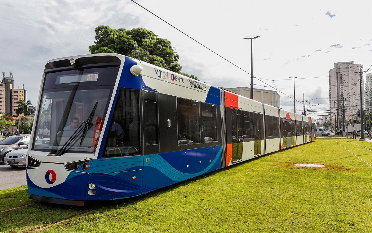 Testes de circulação da nova linha do VLT são adiados em Santos, SP 