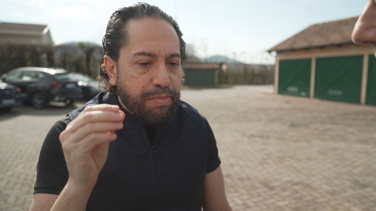 'Ele tirou tudo de mim': vítima do ‘rei dos processos’ relata prejuízos enquanto foragido vive luxo na Itália