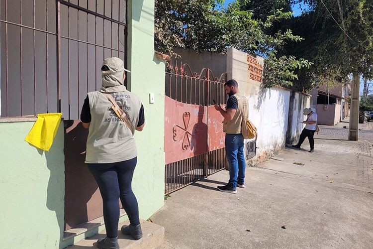 Agentes do CCZ fazem mutirão de combate à dengue após último LIRAa do ano