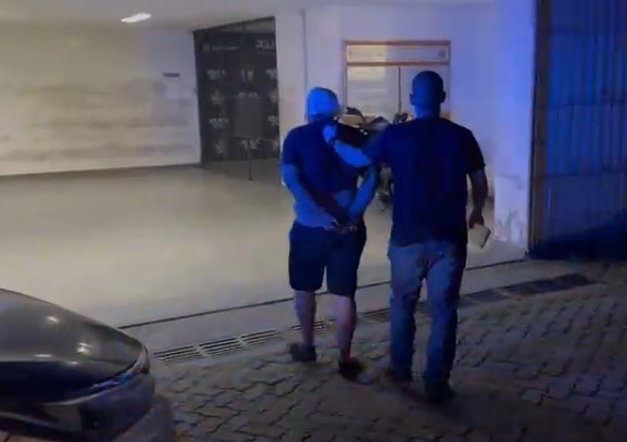 Homem é preso por matar o filho da ex-namorada e por estuprá-la na Baixada Fluminense