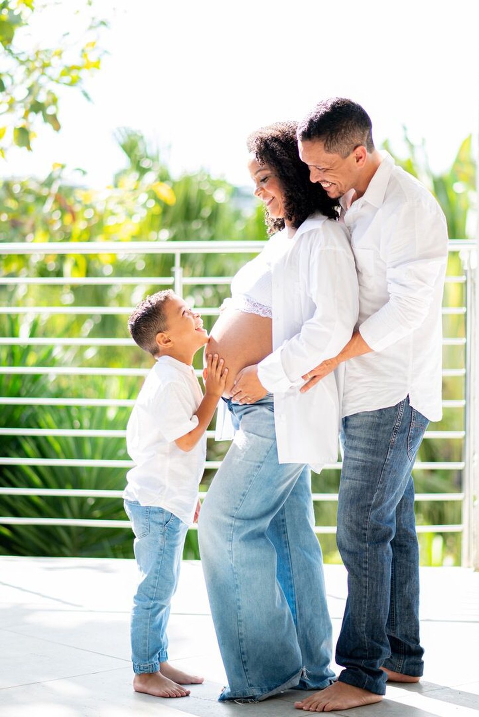 Arthur, Rhamon, Mariana e Laura, que ainda não havia nascido — Foto: Arquivo Pessoal