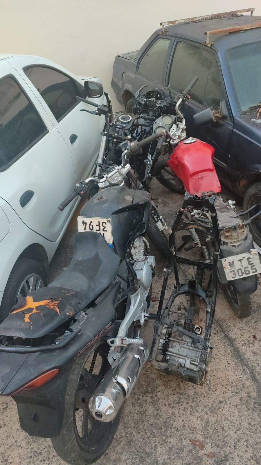 Operação 'Roda Presa' apreende motos adulteradas em Santo Antônio de Pádua e Aperibé