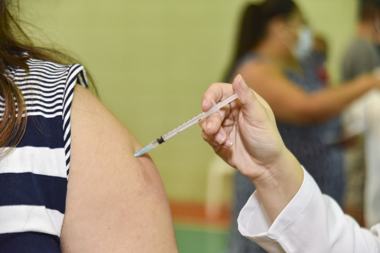 Com estoque zerado, Prefeitura de Jundiaí suspende vacinação contra Covid-19 para adultos