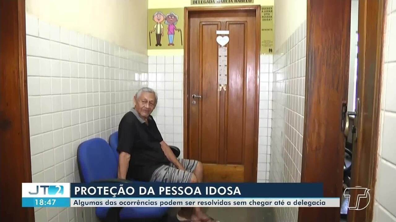 Polícia prende homem investigado por maus-tratos contra a mãe de 90 anos: 'Vivia em condições de insalubridade', diz delegada 