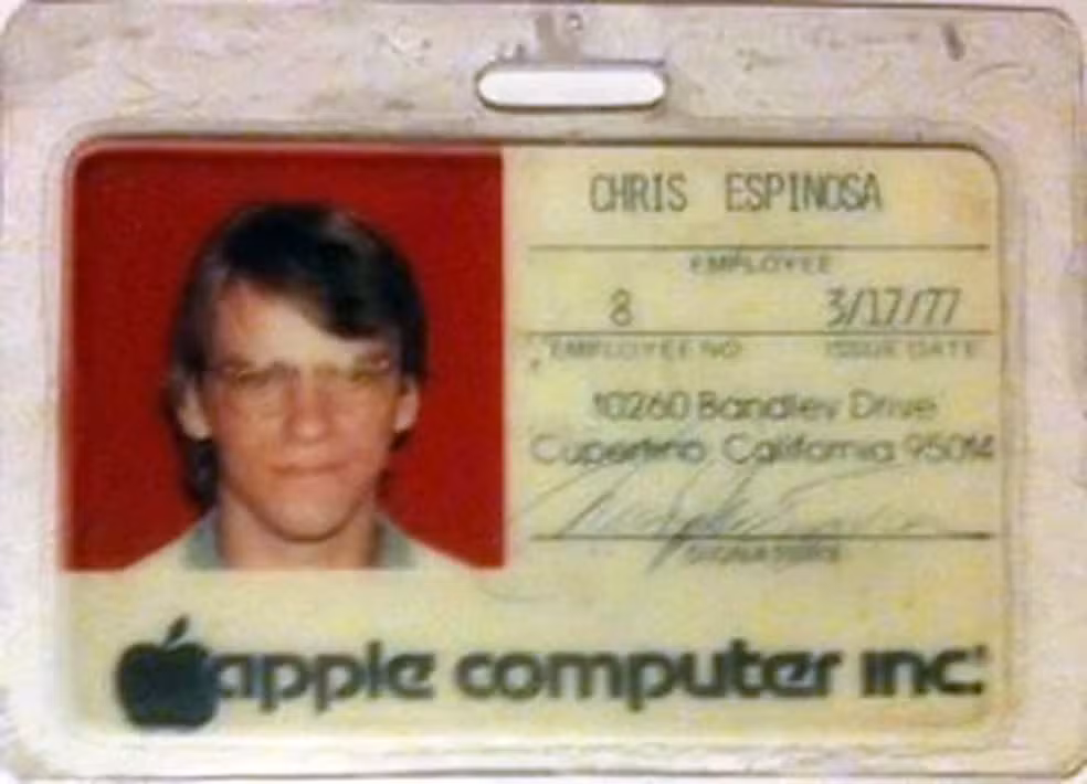 Espinosa é considerado o funcionário mais antigo da Apple. — Foto: Arquivo institucional Apple